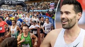 Grote bewondering voor toptijd Tom Dumoulin bij marathondebuut: ’Dit is een niveau om jaloers op te zijn’