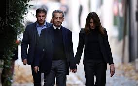 Nicolas Sarkozy idzie do więzienia. Pierwszy francuski prezydent za kratkami od czasów II wojny światowej